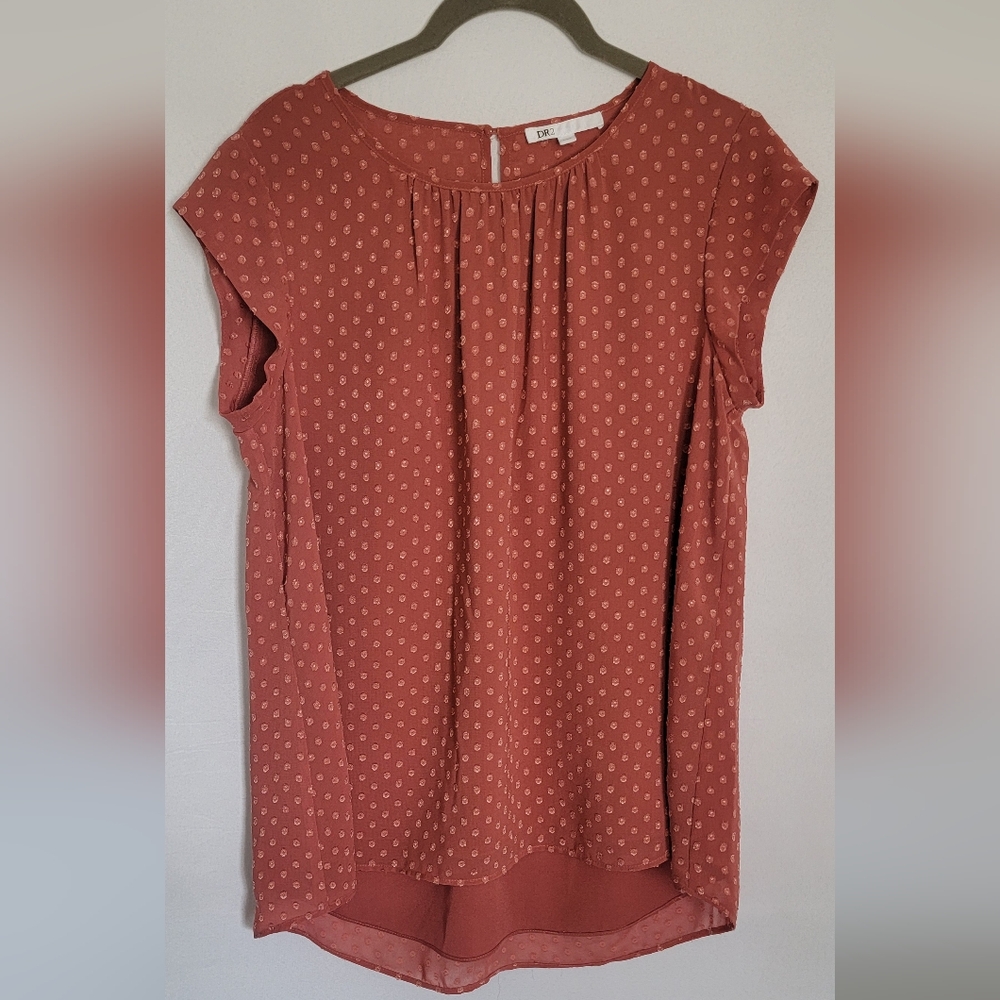 DR2 High/Low Pleated Blouse Size S